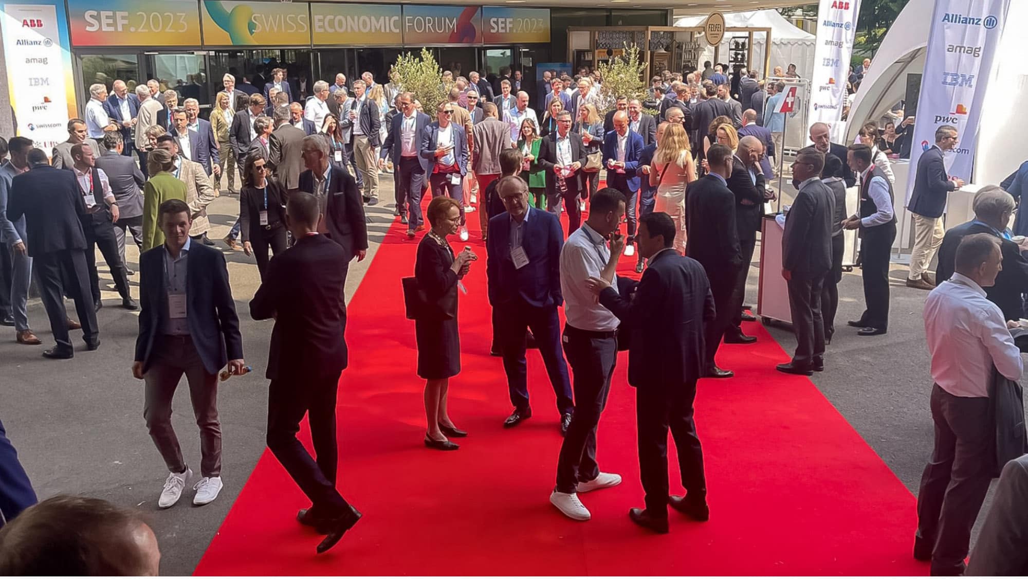 «Simon on Tour» – Swiss Economic Forum 2023