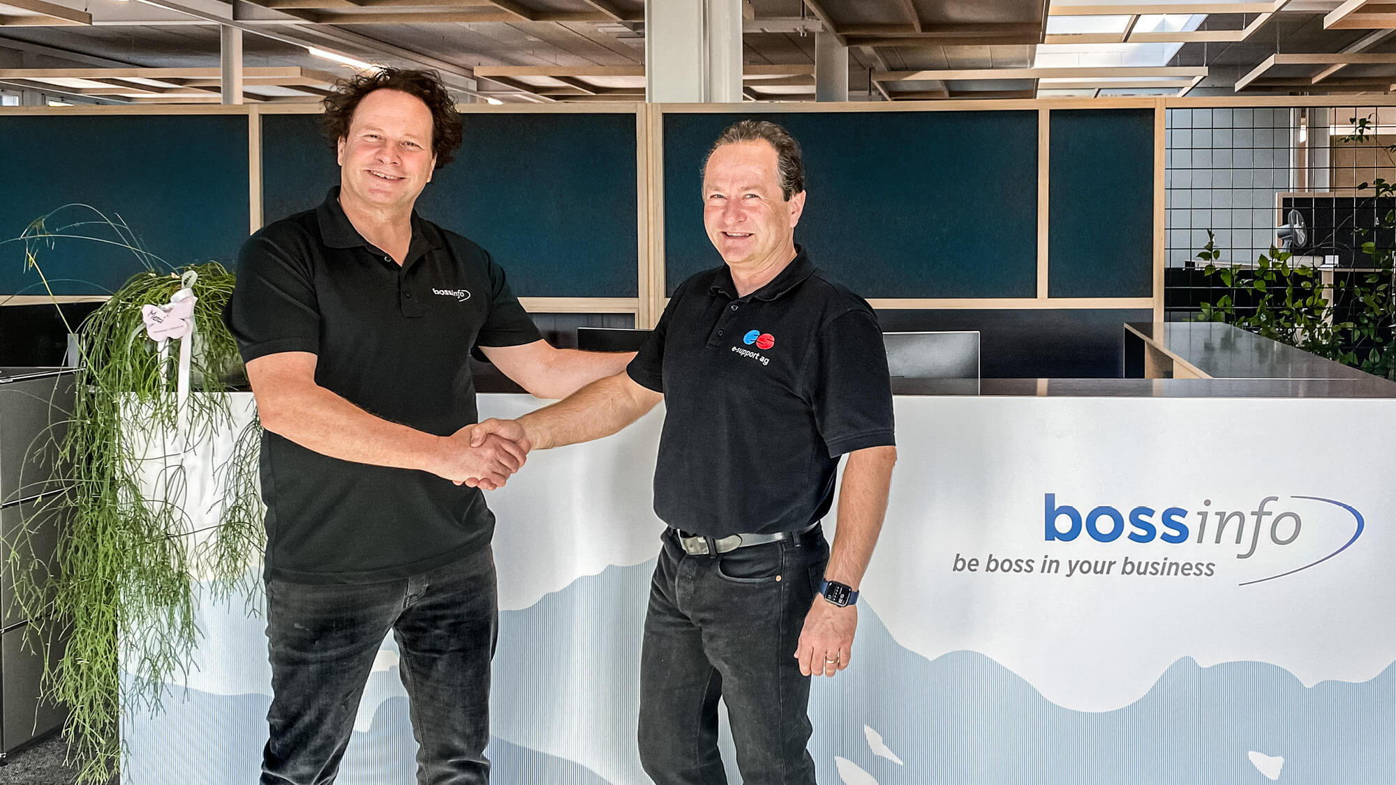Boss Info übernimmt die e-support und hat einen neuen CEO