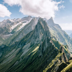 Portrait Sichere und flexible IT-Infrastruktur aus der Cloud